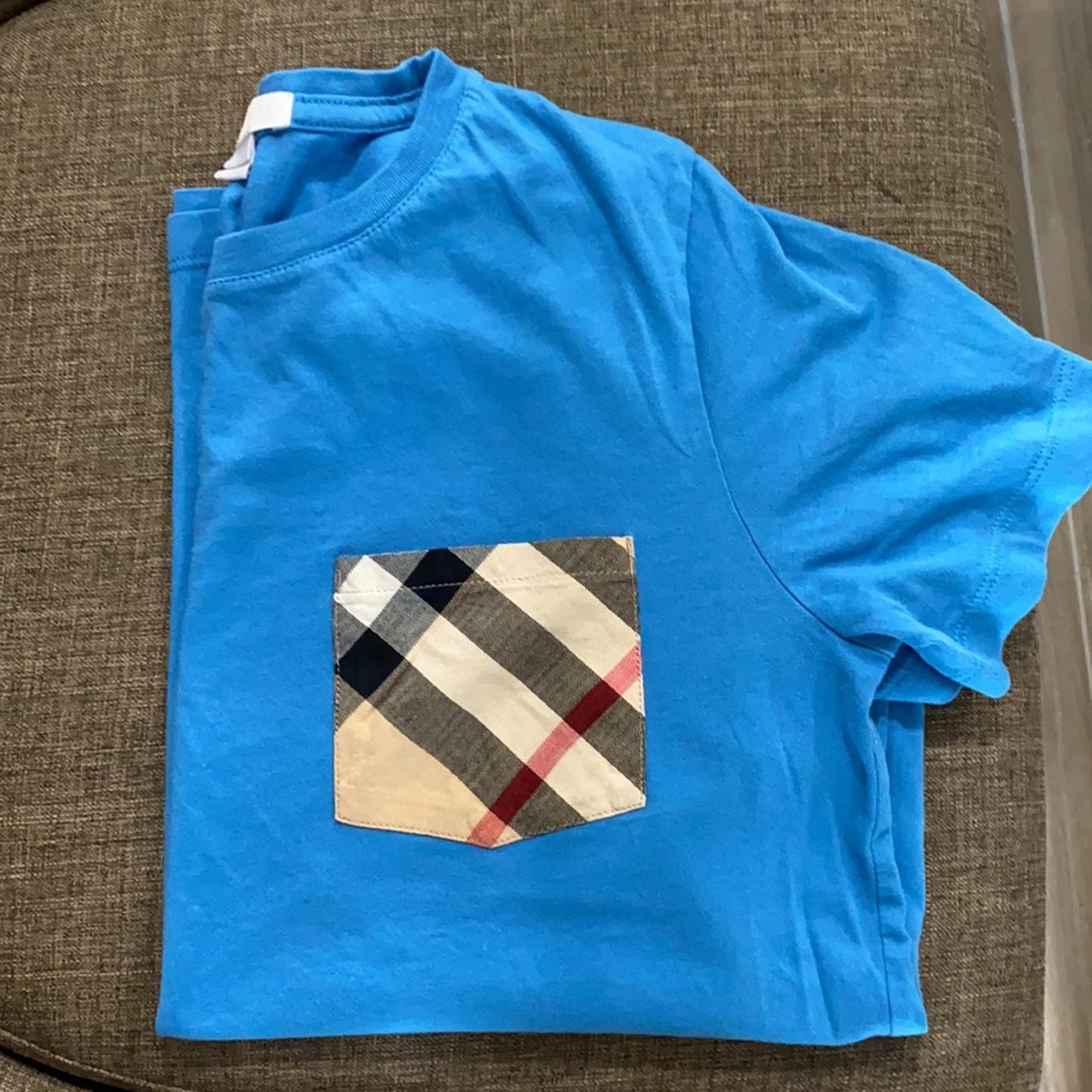 Burberry T shirt